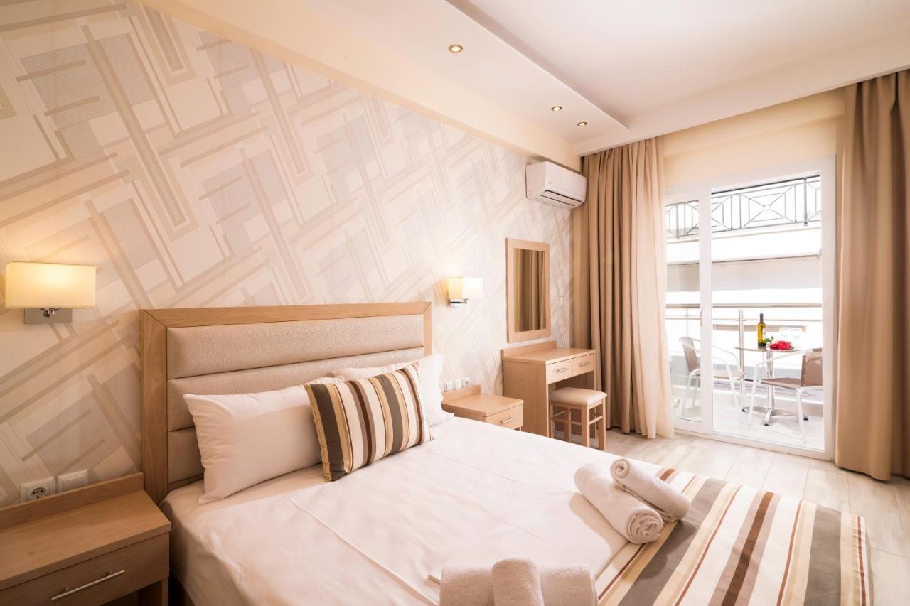 Star Bay Luxury Aparthotel Limenaria  Exterior photo